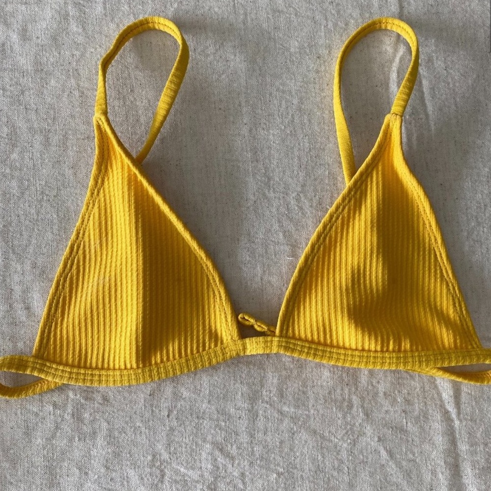Lahana Swim set, size M (size 6 US, 34-29-38)

Piper style set